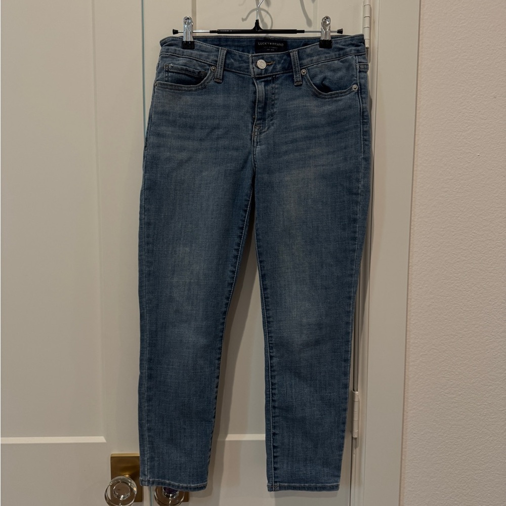Lucky Brand Womens Size 6 / 28 Low Rise Lolita Crop Light Blue Denim Capri Jeans